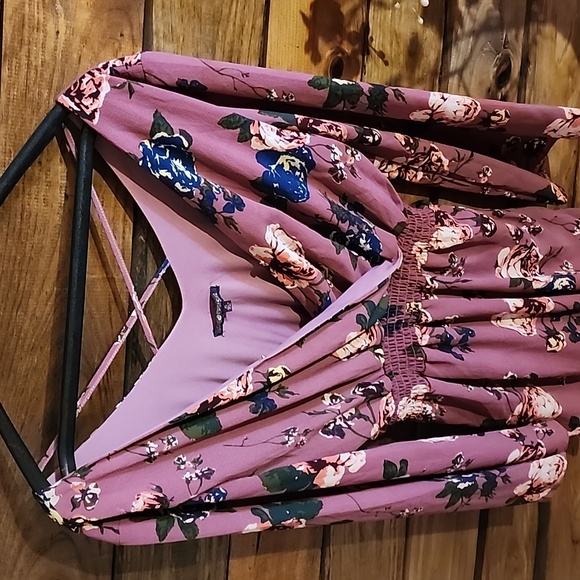 Women's Floral Romper size XL - Picture 3 of 5